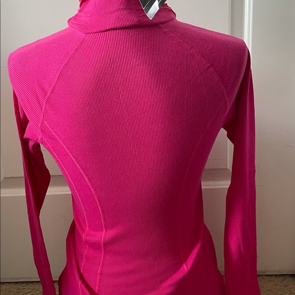 Bebe Sport seamed shirred turtleneck sweater - Picture 5 of 7